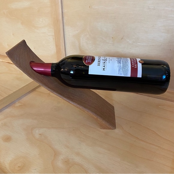 Curved Carved Wood Counter Balance Wine Bottle Holder - Picture 2 of 11